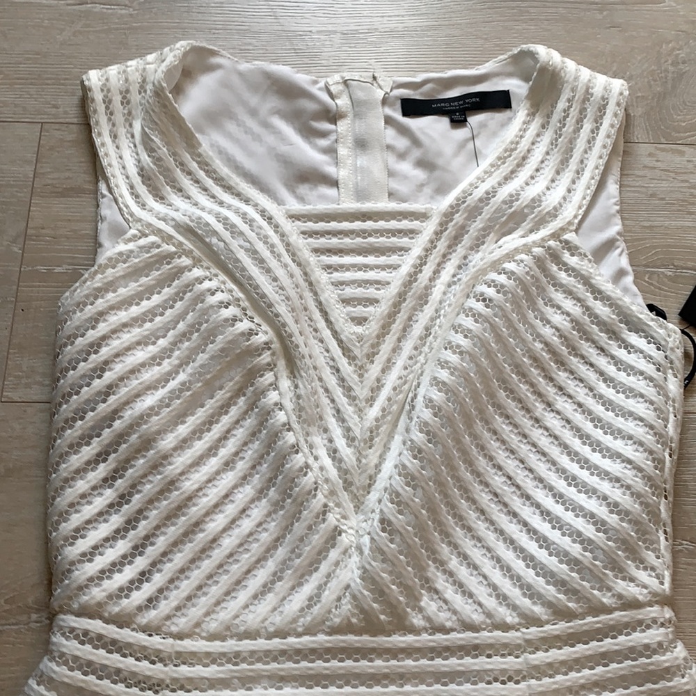 Women’s Andrew Marc White Dress NWT - Picture 4 of 4